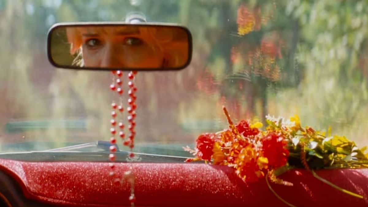 strange-darling-2023-movie-review