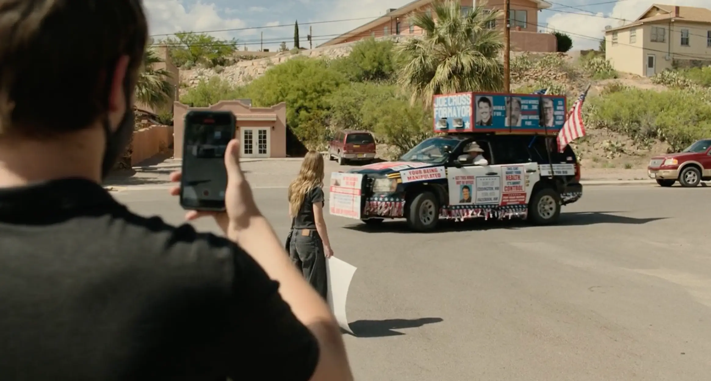 「エディントンへようこそ」ネタバレ感想｜アリ・アスターが描いた“アメリカの悪夢”は政治風刺として機能したのか